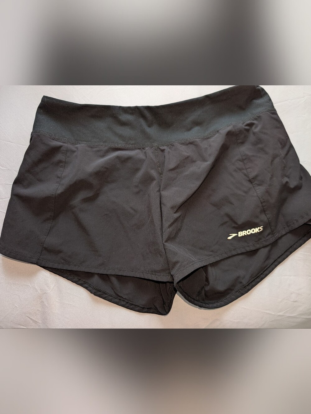 Brooks Women's Black Performance Shorts